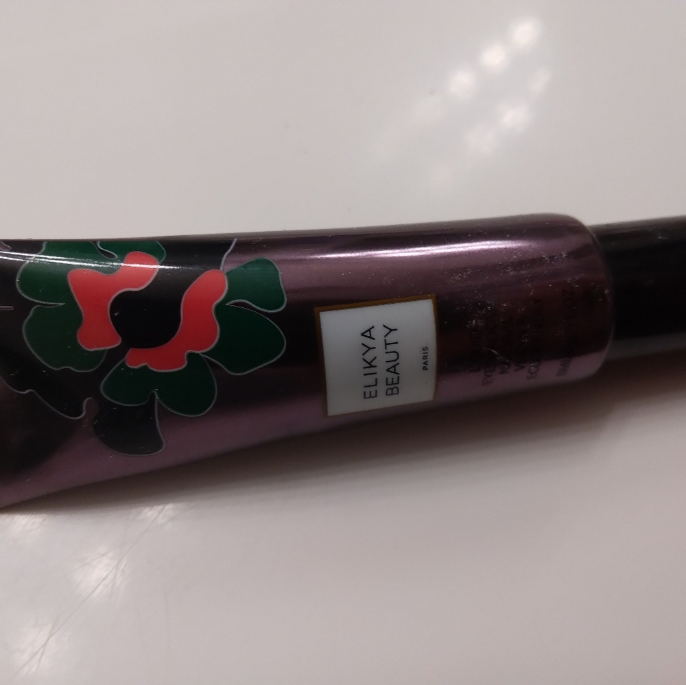 Elika beauty purple wet eyeshadow